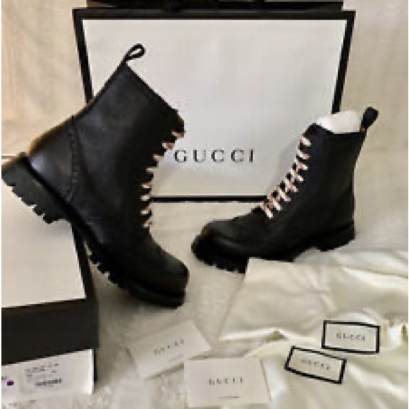 Gucci
Leather lace up boot - Picture 5 of 11
